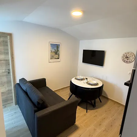 Attic Apartamento